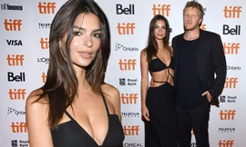 Siêu mẫu Emily Ratajkowski khoe dáng táo bạo với đầm cắt xẻ 'tứ bề'