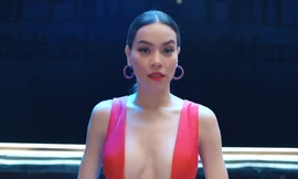 Thời trang khoe ‘da thịt’ gây sốc của Hồ Ngọc Hà trong MV mới