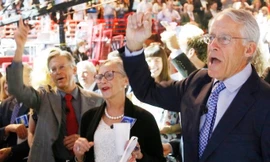 Khối tài sản 'khủng' của 15 gia tộc siêu giàu Mỹ