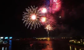 [Infographics] Những điểm bắn pháo hoa đón Xuân Kỷ Hợi 2019