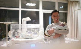 Thành Trung đón cặp song sinh vào đúng thời điểm U22 Việt Nam vô địch SEA Games