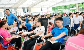  Đông đảo các bạn trẻ tham gia ngày hội 'Thái Nguyên ngàn trái tim hồng'