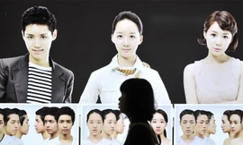 Bắt đầu đời sinh viên, giới trẻ Hàn ‘dao kéo’, sinh viên các nước làm gì?