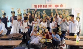 Đèn lồng trà sữa và loạt ý tưởng lầy lội của giới trẻ ngày Trung thu