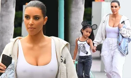 Kim Kardashian 'thả rông' vòng 1 trên phố