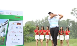 Golfer Bảo Long phát bóng khai mạc Tiền Phong Golf Championship 2019