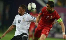 Boateng không cho Ronaldo một cơ hội nào