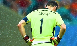 Casillas rời World Cup trong nỗi tủi hổ