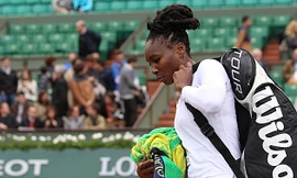 Serena sớm thành cựu vô địch