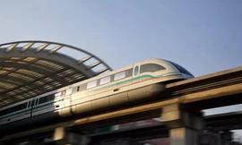 Tàu đệm từ của Trung Quốc có thể đạt tốc độ tối đa 600km/h, phương tiện di chuyển trên mặt đất nhanh nhất thế giới.
