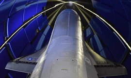 Phi thuyền bí mật X-37 của Bộ Quốc phòng Mỹ.