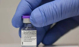 Vắc xin COVID-19 của hãng Pfizer- BioNTech.