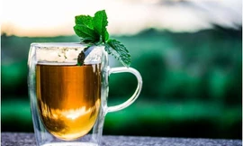 Uống trà và cafe hàng ngày sẽ giảm nguy cơ đột quy và sa sút trí tuệ.