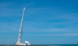 Mỹ vừa phóng tên lửa mang theo vệ tinh cảnh báo những tên lửa sắp phóng.