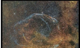 Sau hàng ngàn giờ phơi sáng, nhiếp ảnh gia Phần Lan đã tạo nên một bức tranh tuyệt đẹp về dải Ngân Hà.