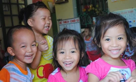 Phổ cập mầm non 5 tuổi: Còn lắm chông gai