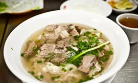 Phở Việt Nam được báo Mỹ vinh danh là ‘món ăn thiên đường’