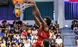 Saigon Heat biến giải đấu 3x3 thành show diễn úp rổ