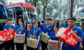 Gần 600 sinh viên kinh tế lên đường tình nguyện hè