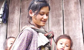 Bà Tây Hô Thị Yên mũi dài, trắng trẻo	Ảnh: Nguyễn Thành