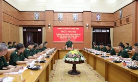 Đại tướng Ngô Xuân Lịch phát biểu tại hội nghị. Ảnh BQP