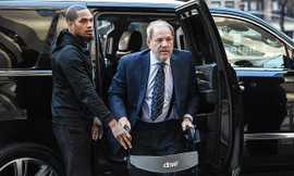 “Trùm Hollywood” Harvey Weinstein được cho là dương tính với virus gây dịch Covid-19.