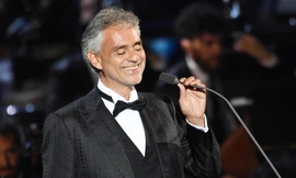 Danh ca mù Andrea Bocelli gây phẫn nộ khi nói thấy 'bị làm nhục' vì lệnh cách ly