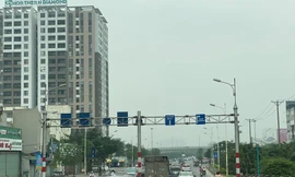 Ngày đầu gia hạn giãn cách, lưu lượng giao thông Hà Nội có dấu hiệu tăng cao