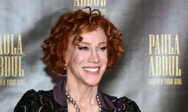 Danh hài Mỹ bức xúc vì bệnh nặng nhưng không được xét nghiệm Covid-19