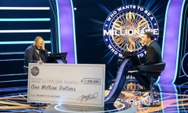 Người nổi tiếng đầu tiên chiến thắng ‘Ai là triệu phú’ bản Mỹ với 1 triệu USD