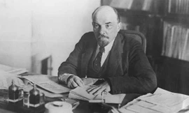 Thế hệ trẻ tại Nga ca ngợi vai trò và ảnh hưởng của lãnh tụ giai cấp vô sản V.I. Lenin