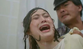 Châu Nhuận Phát lợi dụng đóng phim để đánh bạn diễn nữ suýt chết?