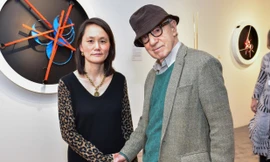 Đạo diễn 4 lần đoạt Oscar trải lòng chuyện 'bỏ mẹ - cưới con' 