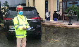 Bản tin 8H: Tài xế chở 6 người Trung Quốc nhập cảnh trái phép chết trong khu cách ly