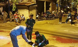 Đâm chết khách tại đám hỏi của mình