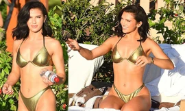 Mỹ nhân Anh gợi cảm hết nấc với bikini hai mảnh bé xíu bên hồ bơi