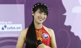 Khi nữ sinh cảnh sát làm hướng dẫn viên