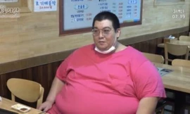 Rapper Hàn Quốc nặng 318 kg qua đời ở tuổi 42