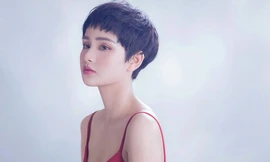 Ngồi cùng máy bay với giám đốc người Nhật mắc COVID-19 và đây là cách làm của Hiền Hồ