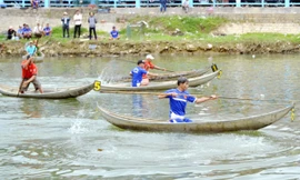 Bình Định: Tưng bừng hội đua thuyền trên sông Gò Bồi 