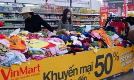 Không đeo khẩu trang không được vào siêu thị