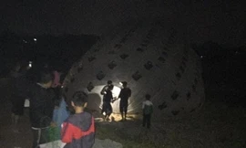 Kết luận ban đầu về 'vật thể lạ' chứa tiền nước ngoài rơi xuống cánh đồng Phú Thọ 