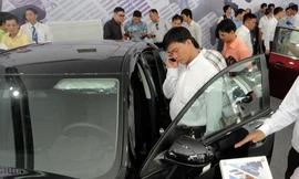 Mua nhà, đất, ôtô: Trả tiền mặt không được sang tên