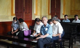 Các bị cáo tại phiên tòa.