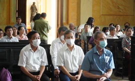 Phiên tòa xét xử vụ Resco.