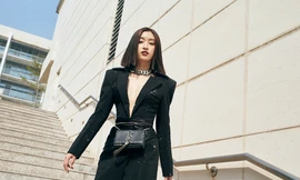 Đỗ Mỹ Linh mặc váy xẻ ngực sâu 'bất tận', ra dáng “chị đại” trong bộ ảnh mới