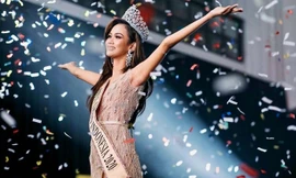 Người mẫu 20 tuổi sở hữu chiều cao 'khủng' 1m80 đăng quang Hoa hậu Hoà bình Indonesia