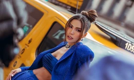 Minh Tú mặc crop-top siêu bé khoe vòng một và eo thon nóng bỏng tại Mỹ