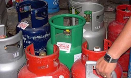Sốc với giá gas tăng 'khủng' từ 1/12