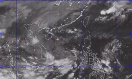 Miền trung mưa lớn vì áp thấp nhiệt đới